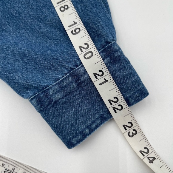 New Direction Floral Embroidered Blue Denim Jean Shirt Jacket Women’s Large - Picture 13 of 14